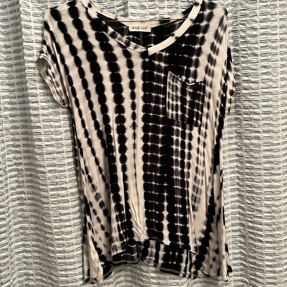 Black and white tie dye blouse